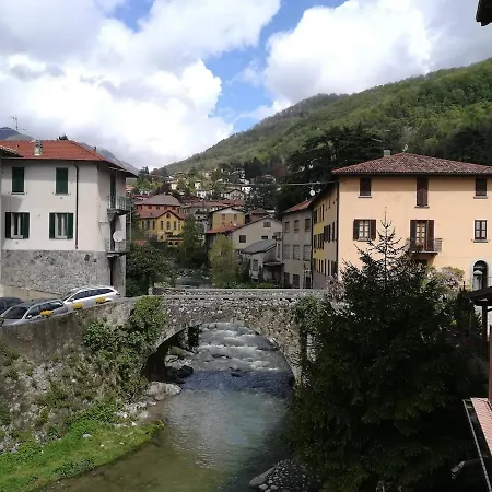 Riverside Convenient To And Bellagio * Asso