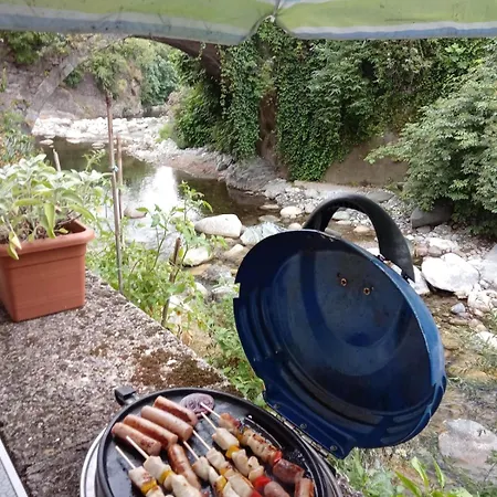 Riverside Convenient To And Bellagio Appartement Asso